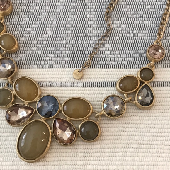 Loft Statement Bib Necklace - Picture 3 of 3